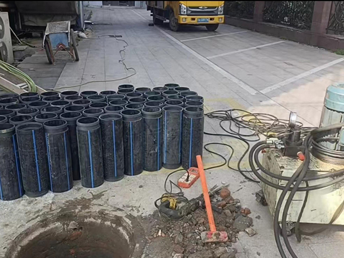 南谯PE置换管厂家 DN315置换管 非开挖管短管置换